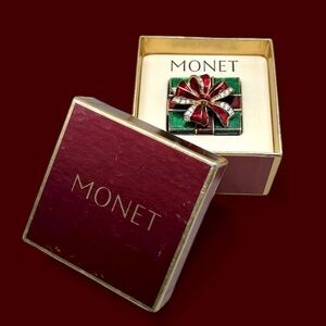 Vintage Monet Holiday Christmas Gift Trinket Box Red, Green Enamel Crystal Bow